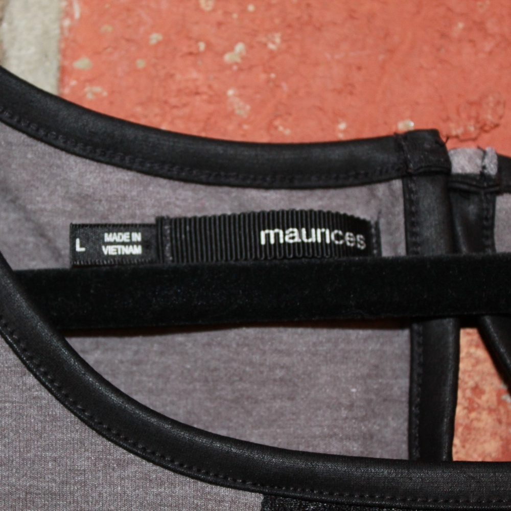 Tank Top - Picture 2 of 5